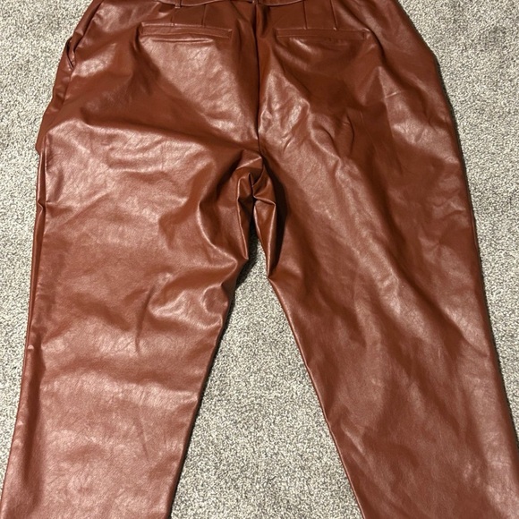 Express paperbag pants - Picture 4 of 4